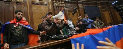 Захарова: Москва надеется на выполнение условий договора по Карабаху со всех сторон