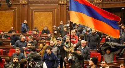 Капитуляция Армении: что меняет российское соглашение по Карабаху и чем оно грозит Украине