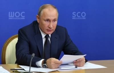 Россия не собирается втягиваться в гонку вооружений - Путин