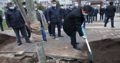 Председатель города Душанбе Рустами Эмомали дал официальный старт кампании по озеленению и посадке деревьев в столице