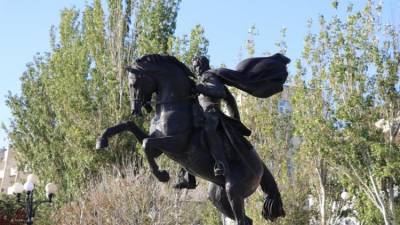 Почти Готово: когда в Феодосии откроют памятник Котляревскому - фото