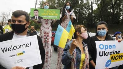 Украина бьет антирекорды по COVID-19. Политолог Окара нашел виновных