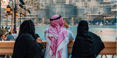 Культурная революция. В ОАЭ отменили ряд суровых запретов, действовавших и для иностранцев — от алкоголя до внебрачных связей