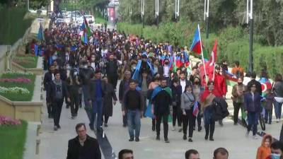 Реакция жителей Азербайджана и Армении на подписание мирного соглашения по Нагорному Карабаху