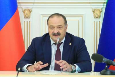 Врио главы Дагестана сократил штат администрации и переставил кадры
