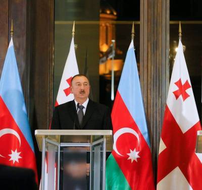 Гахария по телефону обсудил с Алиевым урегулирование в Карабахе