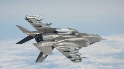 Окончательно: администрация Трампа продаст ОАЭ боевые самолеты F-35