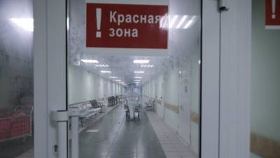 В Алтайском крае коронавирусом заболели трое медиков, привитых вакциной