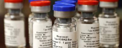 Три медика на Алтае заразились коронавирусом после прививки вакциной «Спутник V»