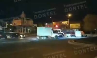 По ночному Донецку ездят авто с флагами Азербайджана, видео