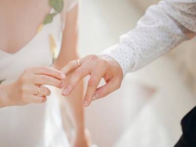 За женихами – в сёла, за невестами – в города: В Башкирии подсчитали количество молодых парней и девушек
