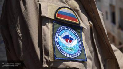 Миротворческие силы России начали марш из Армении в Карабах