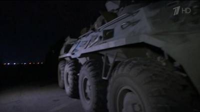 Российские миротворцы выдвинулись в район выполнения задач по контролю за прекращением военных действий в Нагорном Карабахе