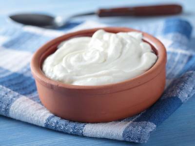 Похудение и долголетие: Врачи рассказали о невероятной пользе греческого йогурта