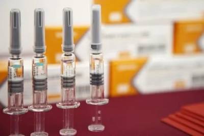 Бразилия приостановила испытания китайской вакцины