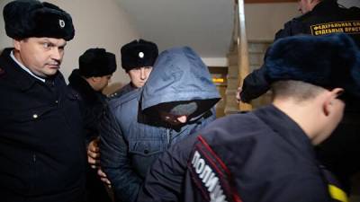 Суд отменил приговор полицейским по делу об изнасиловании дознавательницы в Уфе
