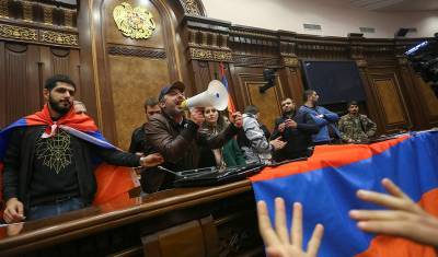 Шестерых человек задержали за беспорядки в Ереване