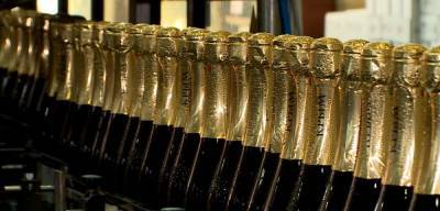 Севастопольский винзавод превращают в убыточный для продажи в...