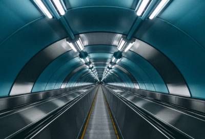 Жетон в петербургском метро подорожает только в 2021 году