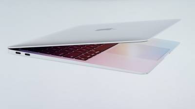 Собственный процессор и новые MacBook: что показала Apple (фото)