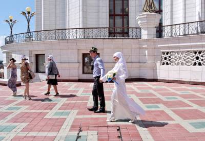 Мусульманам запретили вступать в брак с женщинами-немусульманками