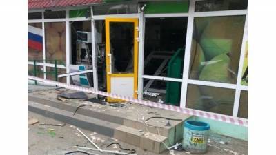 В Коктебеле неизвестные разгромили банкомат и похитили деньги