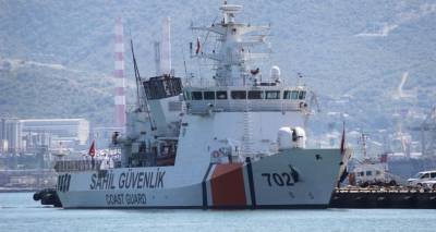 Греческий танкер столкнулся с турецким рыболовным катером: ведутся поиски пяти рыбаков