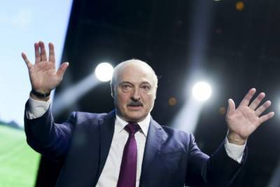 Лукашенко: Сбежали в Латвию и живут там за $ 2,5 в день
