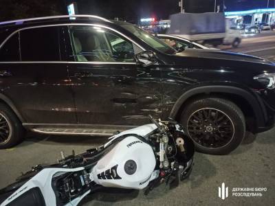 В Киеве судья сбил подростка на мотоцикле – ГБР