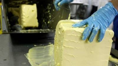 АМКУ оштрафовал пятерых производителей "молочки" на 30 млн грн за фальсификацию масла