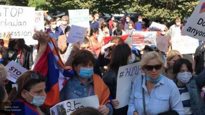 Оппозиция устроила беспорядки в центре Еревана