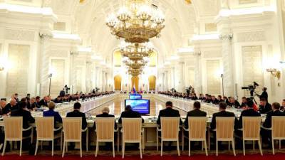Госдума РФ приняла в первом чтении президентский законопроект о Госсовете