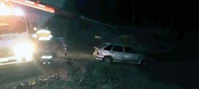 В Карелии ищут водителя "легковушки", который врезался в грузовик и сбежал с места ДТП