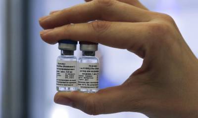 Массовая вакцинация россиян от коронавируса начнется в ближайшие недели