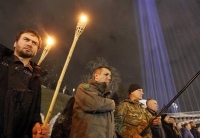 25% украинцев поддерживают народную расправу над политиками