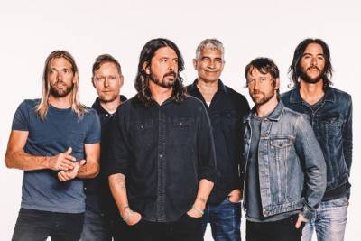 Foo Fighters выпустили клип на песню Shame Shame из нового альбома