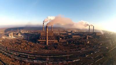 Комбинат Ильича в Мариуполе в разы снизил вредные выбросы в атмосферу, – министр экологии