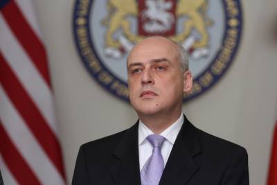 Залкалиани считает несерьезными ожидания оппозиции от визита Госсекретаря США