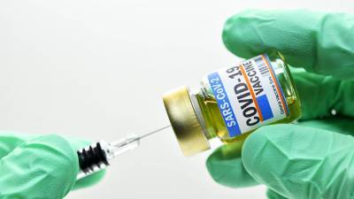 Еврокомиссар назвала сроки появления вакцины от COVID-19 на рынке Европы