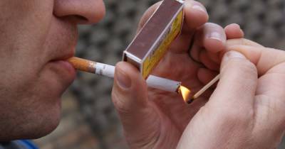 В Литве ввели штрафы за курение на балконах многоквартирных домов