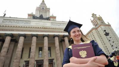 Эксперт прокомментировал инициативу о сроке действия дипломов
