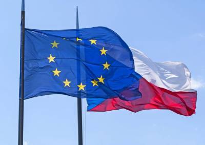 Депутаты Европарламента призвали Чехию прекратить выдачу виз россиянам