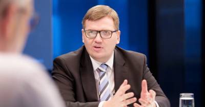 KNAB проверит информацию о незаконном пропуске министра Пуце на автостоянку Rīgas satiksme