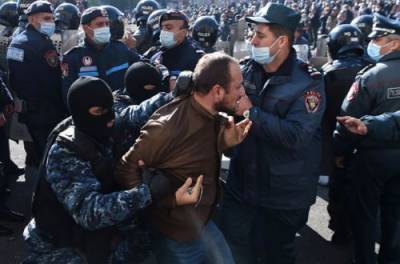 Бунт в Ереване: силовики задержали около 130 активистов