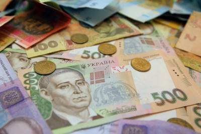 Сотрудница киевского банка обокрала вкладчиков на 12 миллионов гривен