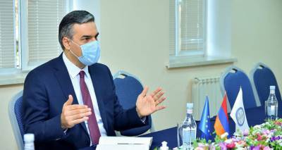 Омбудсмен Армении провел встречи с главами силовых ведомств