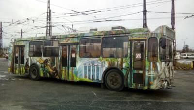 Шишкинские мотивы появились на троллейбусе в Дзержинске