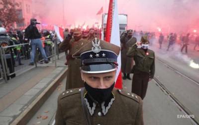 В Варшаве прошел Марш независимости. Фоторепортаж