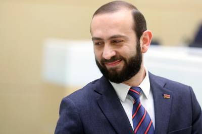 Жена избитого спикера парламента Армении рассказала о его состоянии