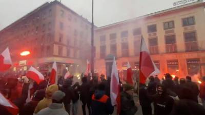 В Варшаве несколько полицейских получили ранения на марше националистов